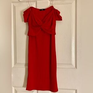 Short red dress off shoulder